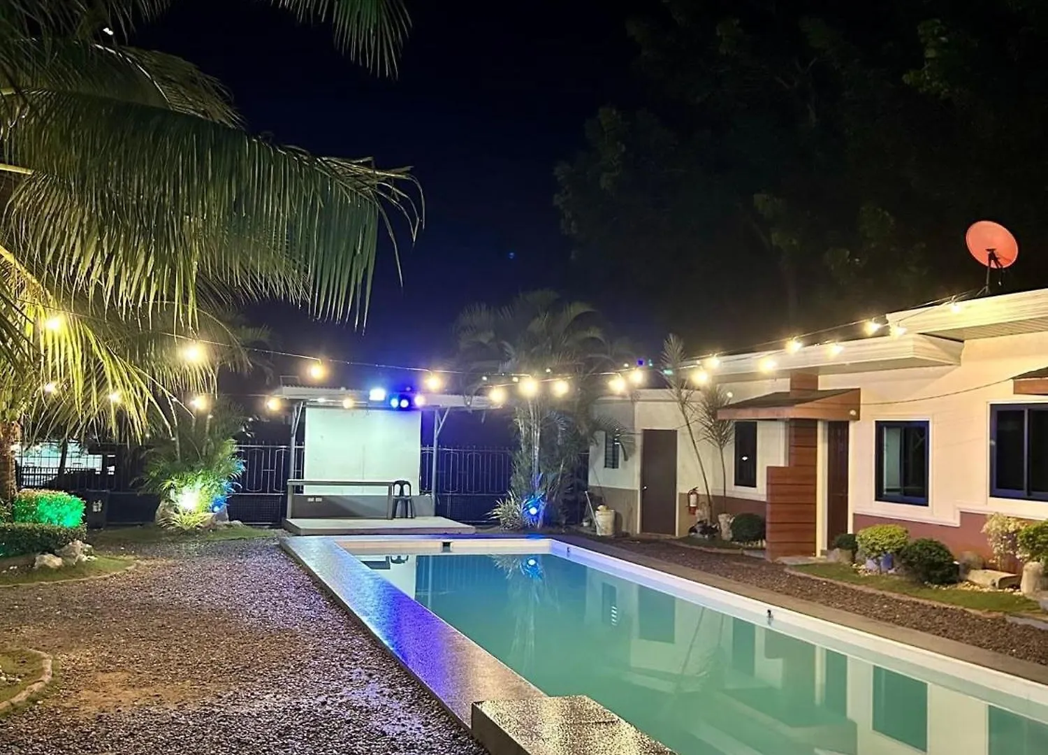 Ashelma Resort Dauis Villa